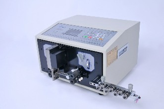 剝線機